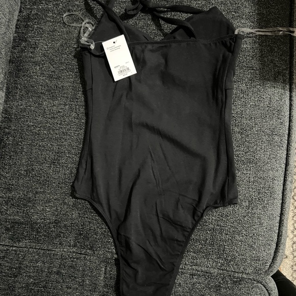 Black, padded bodysuit size small - Picture 2 of 2